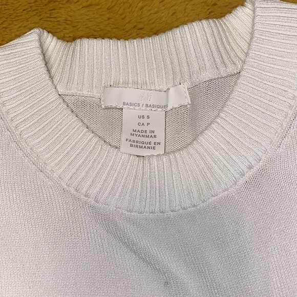 TWO FOR ONE H&M LONG SLEEVE SHIRTS/SWEATERS - Picture 6 of 7
